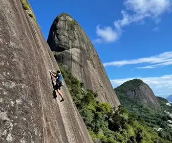 Aventuras de Escalada no Pico do Frade em Macaé Aventuras de Escalada no Pico do Frade em Macaé