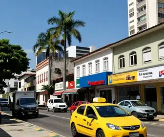 Como Utilizar Táxi em Macaé para Suas Viagens