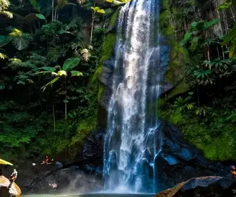 Descubra a Cachoeira da Laje: Um Paraíso em Macaé - RJ