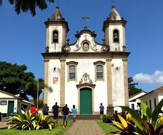 Explorando o Turismo Religioso em Macaé: Riqueza Cultural e Histórica Explorando o Turismo Religioso em Macaé: Riqueza Cultural e Histórica