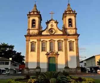 Explore a História da Igreja de São João Batista em Macaé - RJ