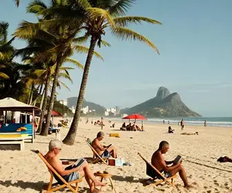 Macaé: Um Destino Atraente Para Idosos